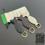 보테가베네타 키링 물고기 열쇠고리 806109