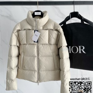 디올  패딩 남성용 90%거위털
