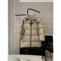 프라다 패딩 여성용 거위털90%