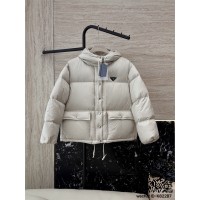 프라다 패딩 여성용 거위털90%