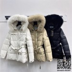 프라다 패딩 여성용 거위털90%