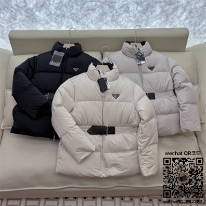 프라다 패딩 여성용 거위털90%