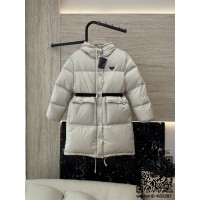 프라다 패딩 여성용 거위털90%