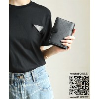 샤넬 캐비어 여권지갑