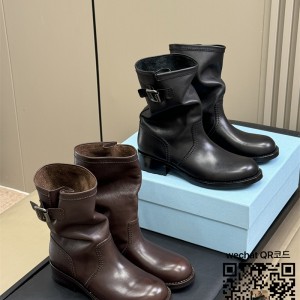 프라다 부츠 워커