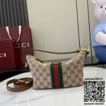 구찌 배니티 스몰 탑 핸들백 861775