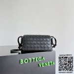 보테가베네타 노투르노 플랩 크로스바디 백 843893