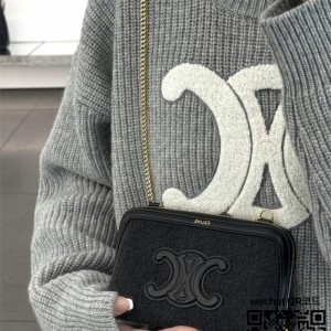 셀린느 체인 클러치 트리옹프 캔버스 10E382