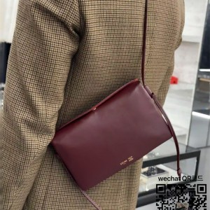 셀린느 트리오 플랩백  100862