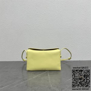 셀린느 트리오 플랩백 100862