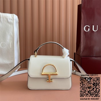 구찌 시에나 스몰 탑 핸들백 ‎855536