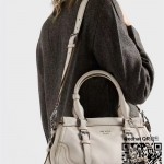 프라다 라지 가죽 토트백 1BG602