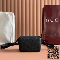 구찌 GG 러버 숄더백 794062