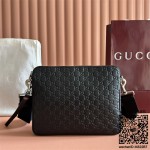 구찌 GG 엠블럼 미디엄 크로스백 850214A