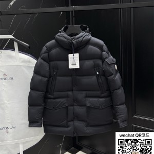 몽클레어 패딩 90%거위털