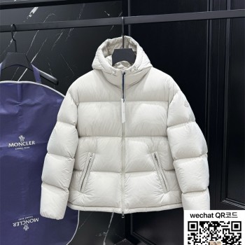 몽클레어 패딩 90%거위털