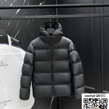 몽클레어 패딩 90%거위털