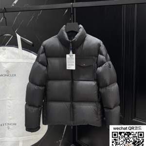 몽클레어 패딩 90%거위털