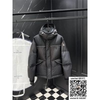 몽클레어 패딩 90%거위털