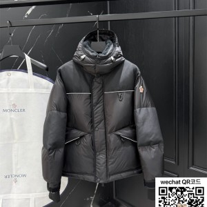 몽클레어 패딩 90%거위털