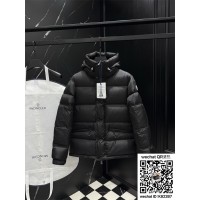 몽클레어 패딩 90%거위털