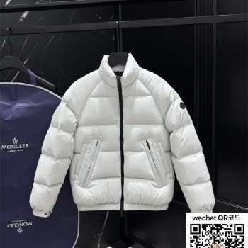 몽클레어 패딩 90%거위털