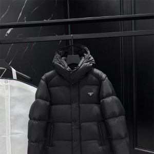 프라다 패딩 90%거위털