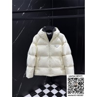 프라다 패딩 90%거위털