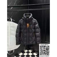 디올 패딩 90%거위털