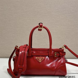 프라다 여성 보니 미니 가죽 1BA486