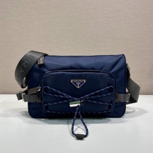 프라다 리나일론 스몰 메신저백 2VH192