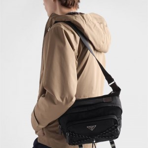 프라다 스피드록 리나일론 및 가죽 숄더백 2VH201