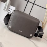 로에베 페블 메신저백