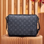 루이비통 Louis Vuitton 남성 디스트릭트 PM 메신저백 M46255