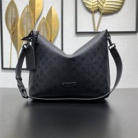 루이비통 남성 핸드백 배가본 호보백 M27856