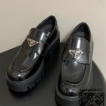 프라다 구두 로퍼