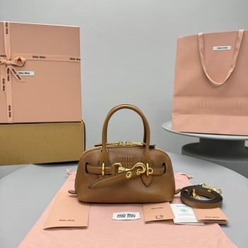 미우미우 아방뛰르 나파 가죽백 미니