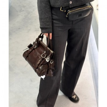 미우미우 샤이니 가죽 핸드백 5BA327