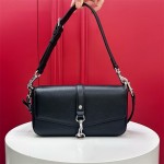 구찌 스몰 크로스바디백 821623