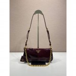 프라다 PRADA 리에디션 2002 미디엄 가죽 숄더백 1BC221