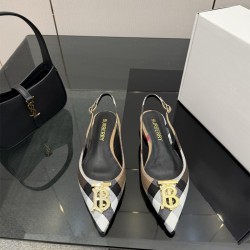 버버리  힐 샌들 슬리퍼