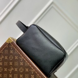 루이비통  토일렛 도프 키트 토일렛 파우치 락커 돕키트 M26810