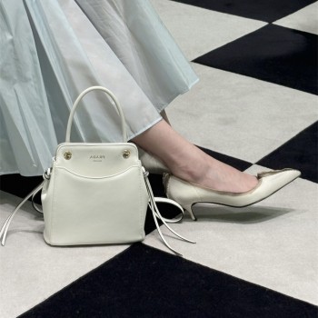 프라다백 캐리 미니 가죽 핸드백 1BA496