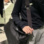 프라다 익스플로어 리나일론 숄더백 2VH204