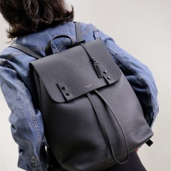 입생로랑 YSL 생로랑 풀그레인 레더 백팩 480585