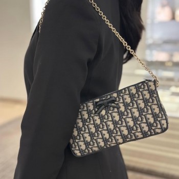 디올 신상 오블리크 리본 체인백