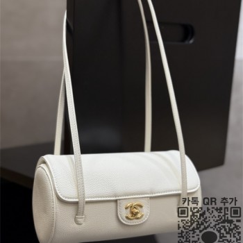 샤넬 스몰 볼링백 AS6143