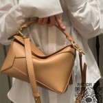 로에베 LOEWE 24CM 퍼즐백 062324