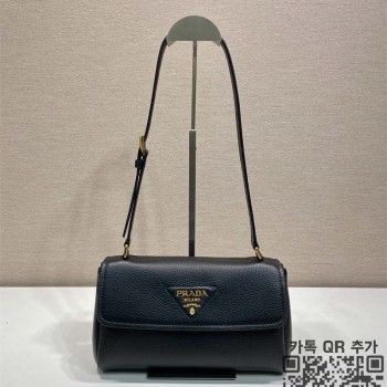 프라다 블랙 가죽 여성 토트백 1BN022