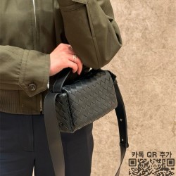 보테가베네타 미니 인트레치아토 플랩백 857931
